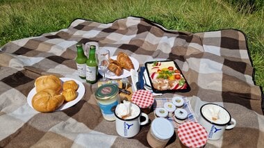 Köstlichkeiten aus dem Picknick-Rucksack | © Sabine Hechenberger