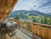 Balkon mit Ausblick im Sonnleiten Saalbach